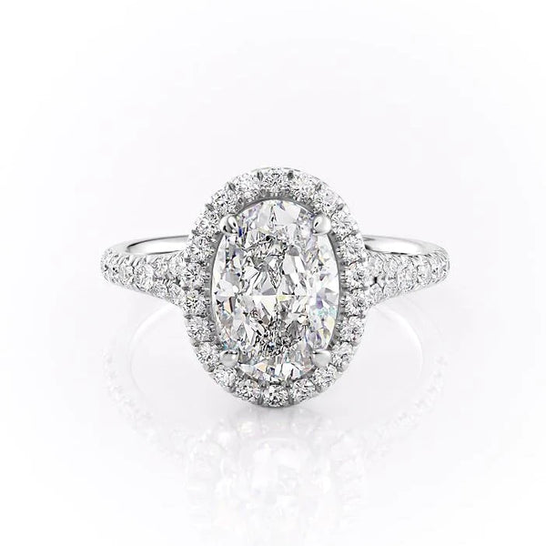 GIANNA - Oval Cut MOISSANITE Diamond Engagement Ring With Hallo Setting